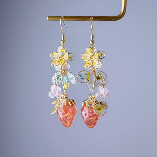 Handmade Pressed Dried Flowers Strawberry Plant Flowers and Leaves Dangle Earrings