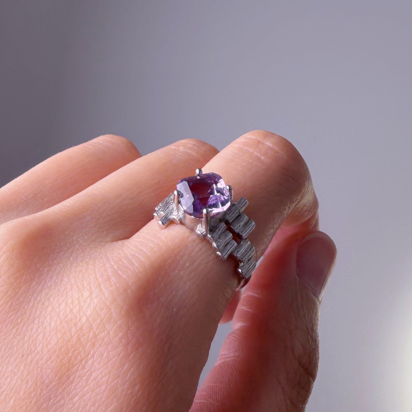Quartzberry - Natural Amethyst Square Cut Faceted Gemstone Crystal Silver Ring - One-of-a-kind