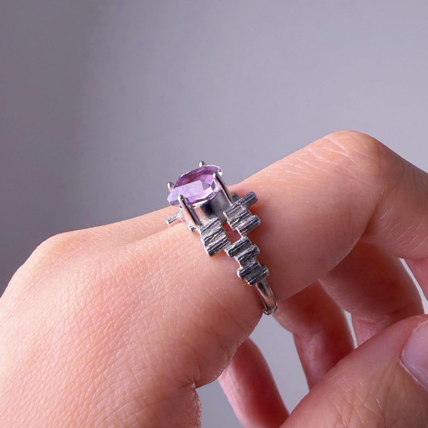 Quartzberry - Natural Amethyst Square Cut Faceted Gemstone Crystal Silver Ring - One-of-a-kind