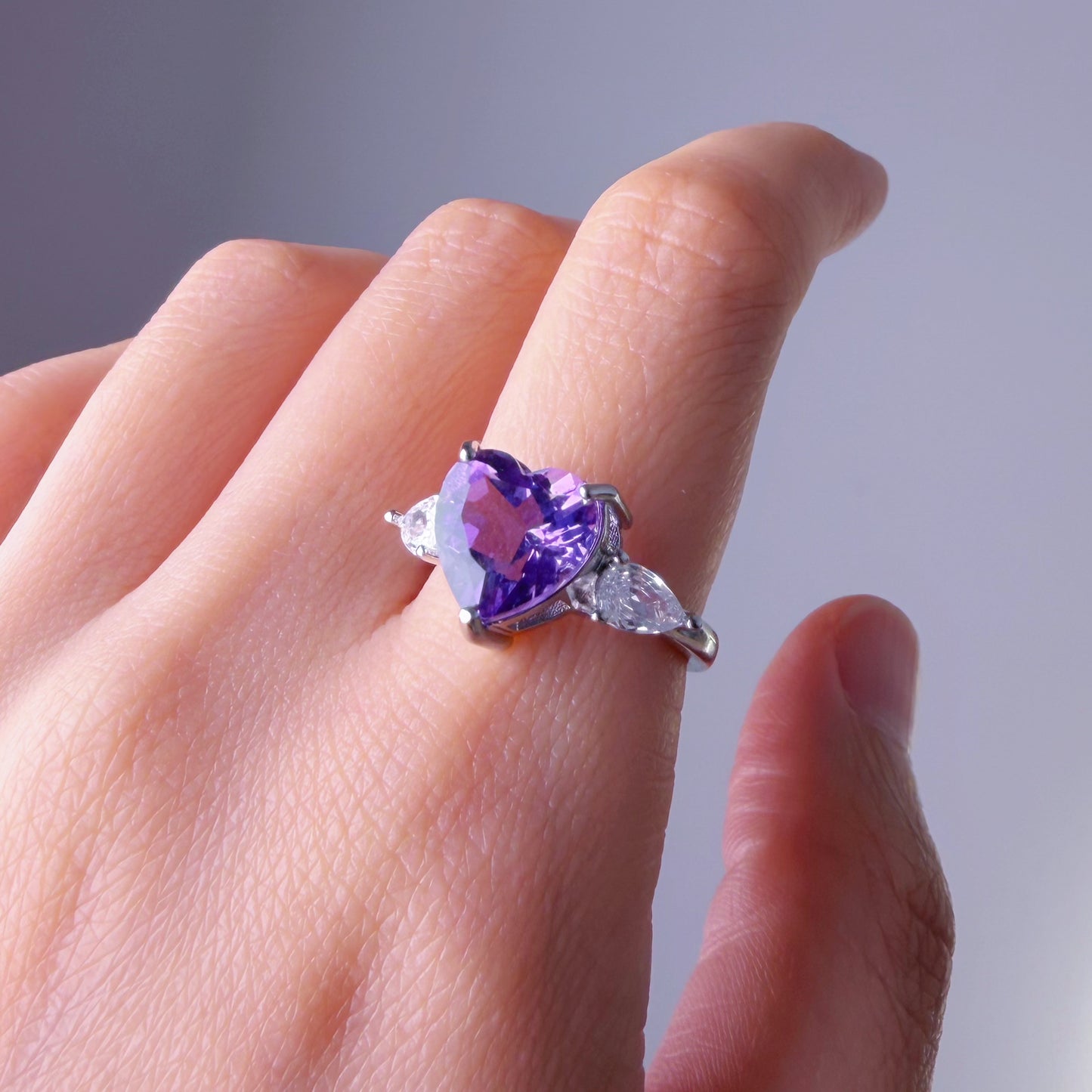 Quartzberry - Natural Amethyst Heart Cut Faceted Gemstone Crystal Silver Ring - One-of-a-kind