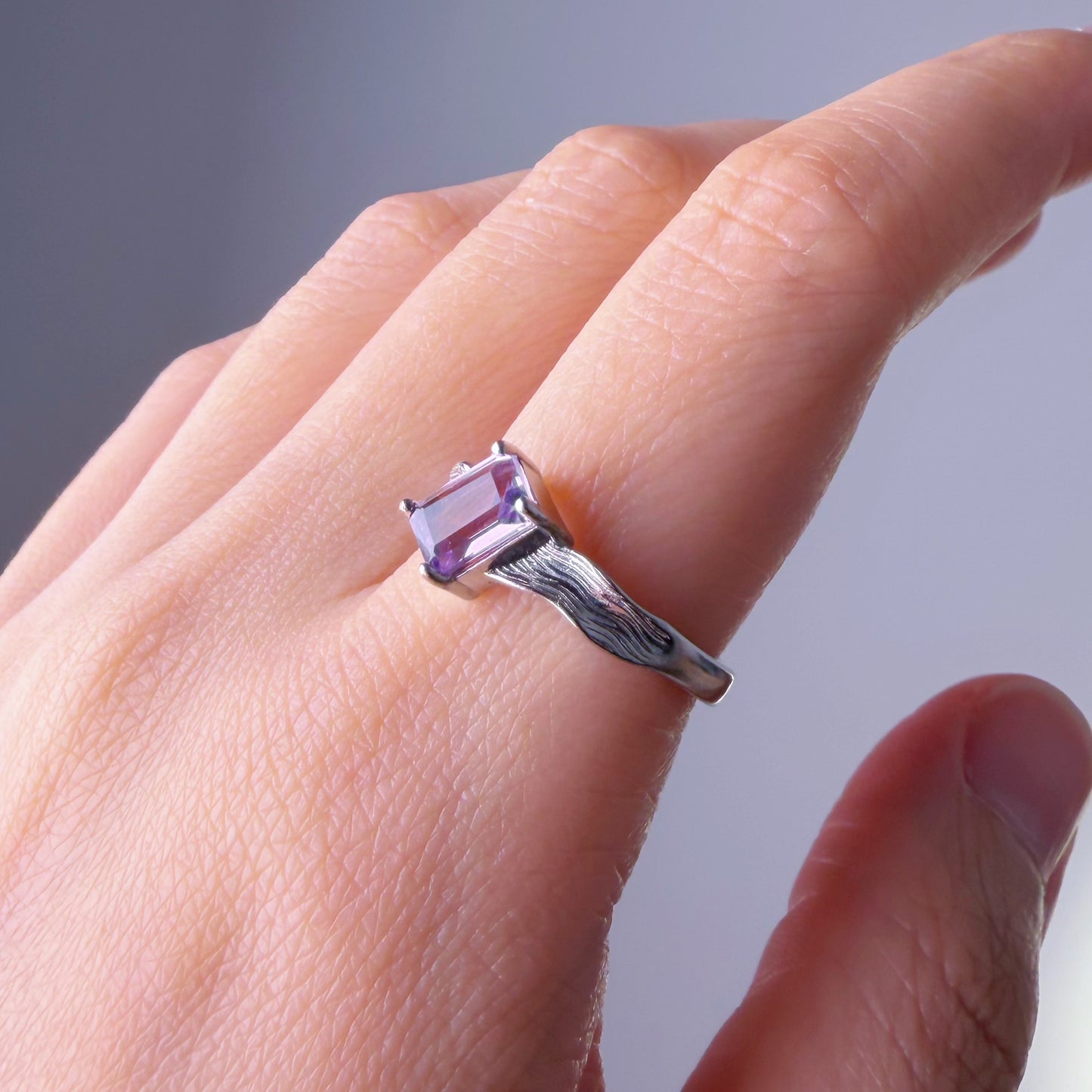 Quartzberry - Natural Amethyst Emerald Cut Faceted Gemstone Crystal Silver Ring - One-of-a-kind (Copy)