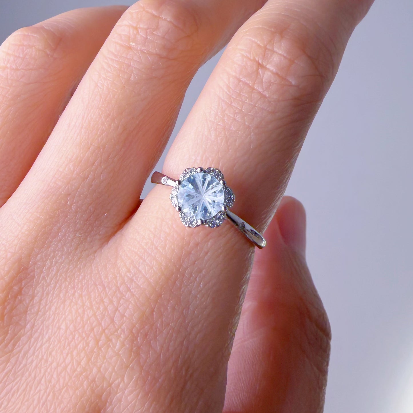 Quartzberry - Natural Aquamarine Round Cut Faceted Gemstone Crystal Silver Ring - One-of-a-kind