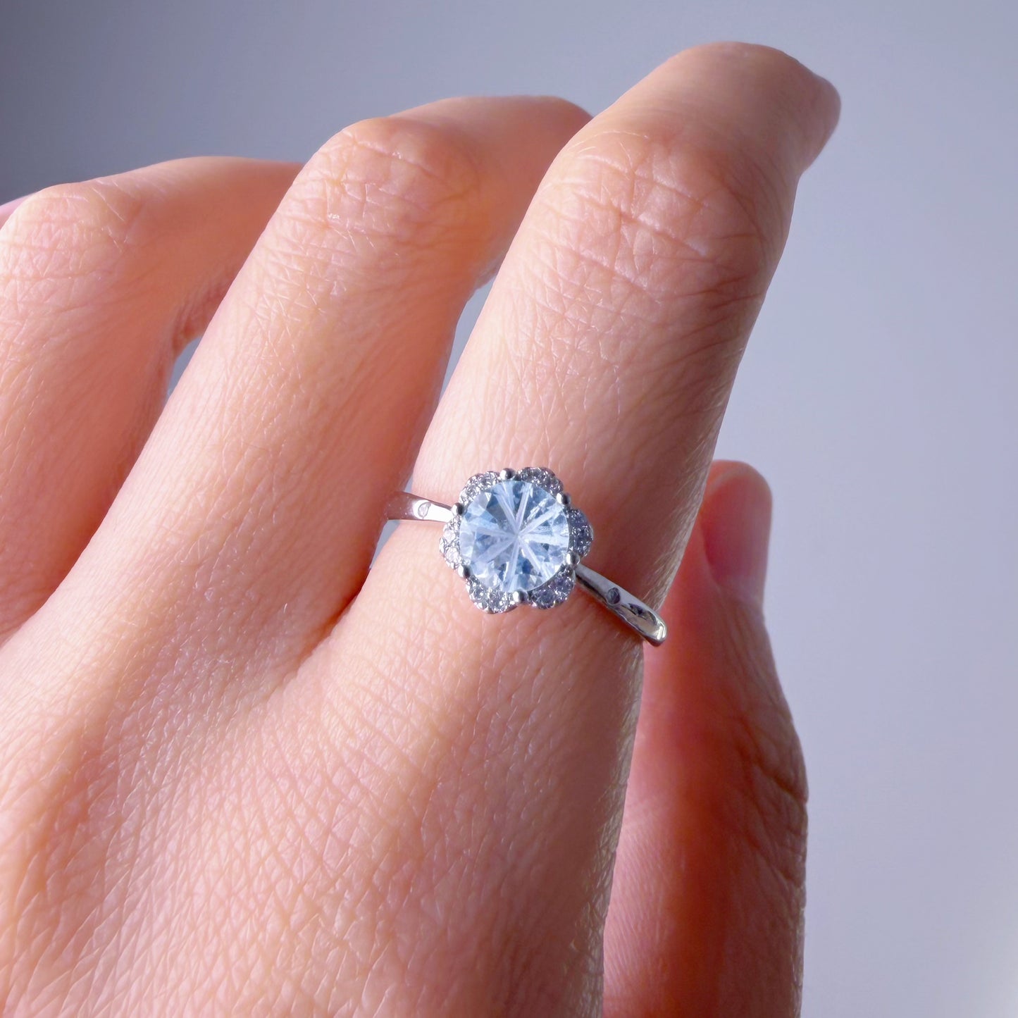 Quartzberry - Natural Aquamarine Round Cut Faceted Gemstone Crystal Silver Ring - One-of-a-kind