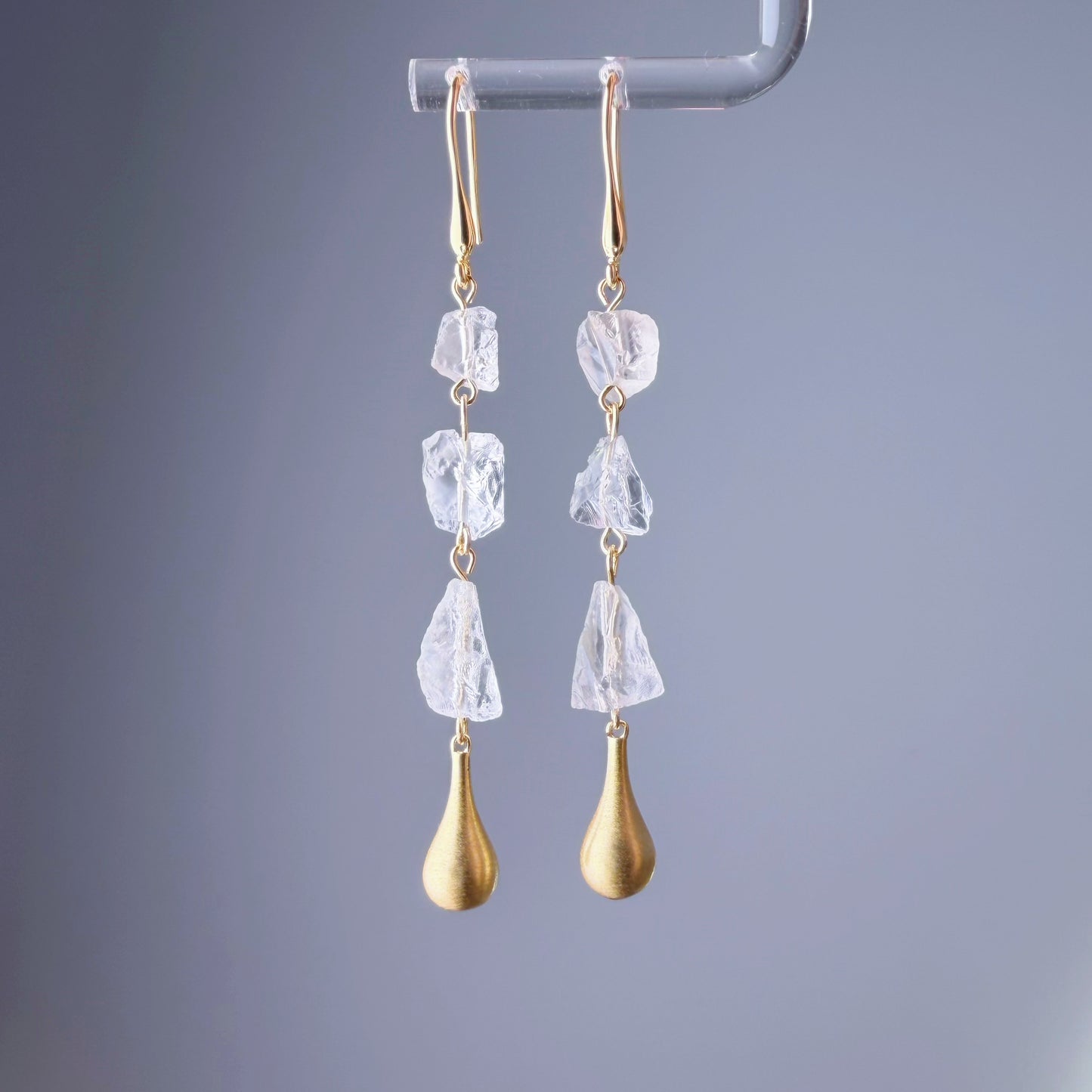 Quartzberry - Natural Raw Stones Clear Quartz Crystal Drop Earrings - One-of-a-kind