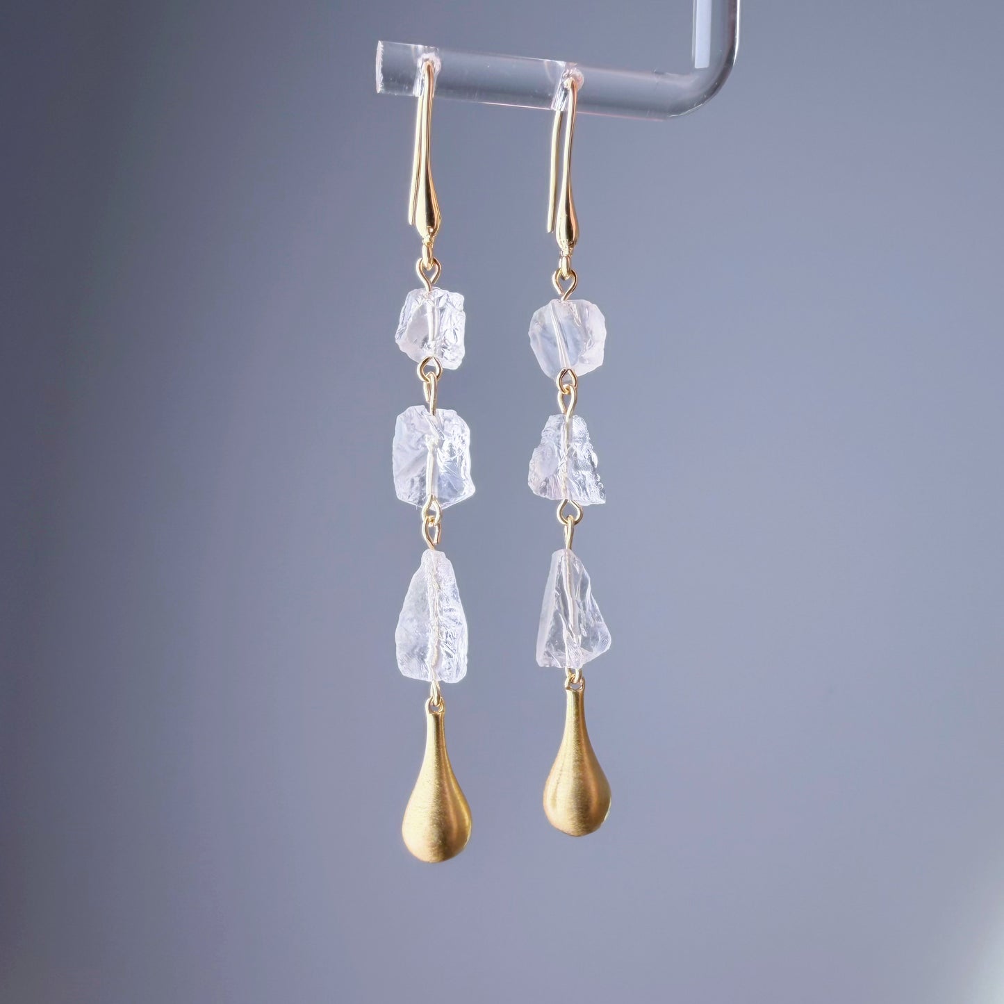 Quartzberry - Natural Raw Stones Clear Quartz Crystal Drop Earrings - One-of-a-kind
