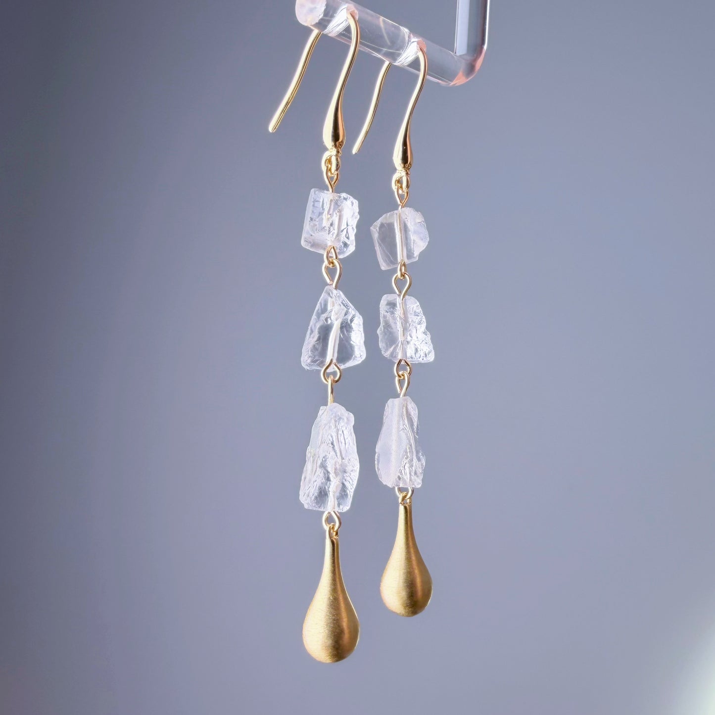 Quartzberry - Natural Raw Stones Clear Quartz Crystal Drop Earrings - One-of-a-kind