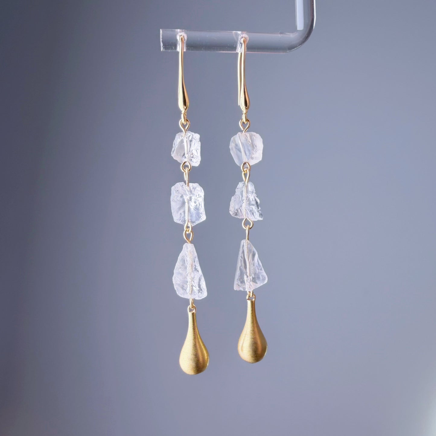Quartzberry - Natural Raw Stones Clear Quartz Crystal Drop Earrings - One-of-a-kind