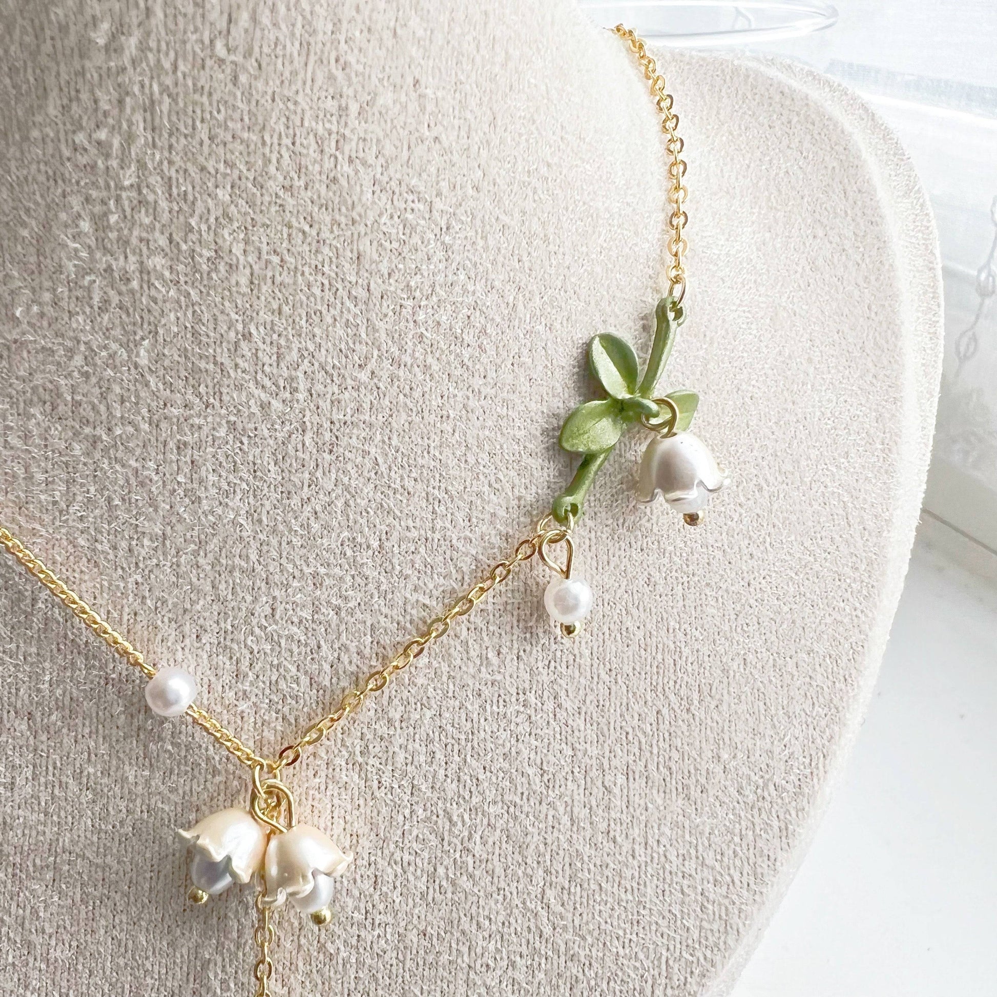 Bellflower Necklace - White Campanula Flower Necklace-Ninaouity