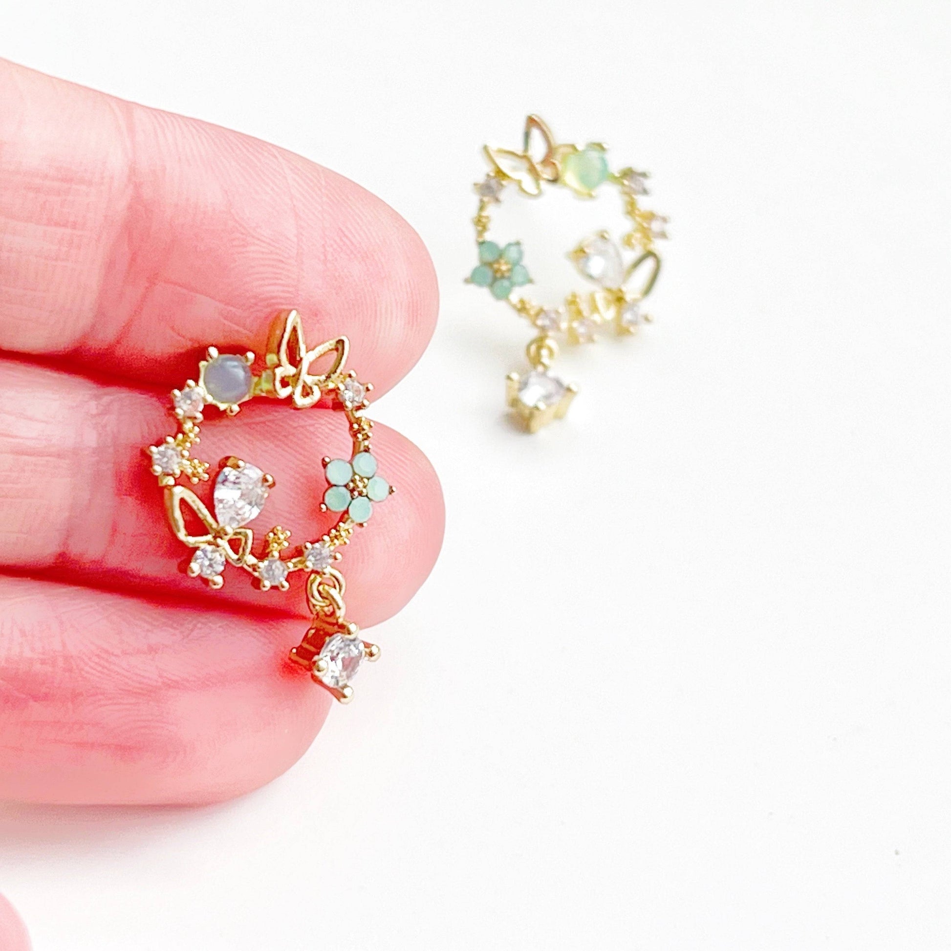 Butterfly in Flower Earrings - Gold Wreath with Crystal Tiny Drop Stud Earrings-Ninaouity