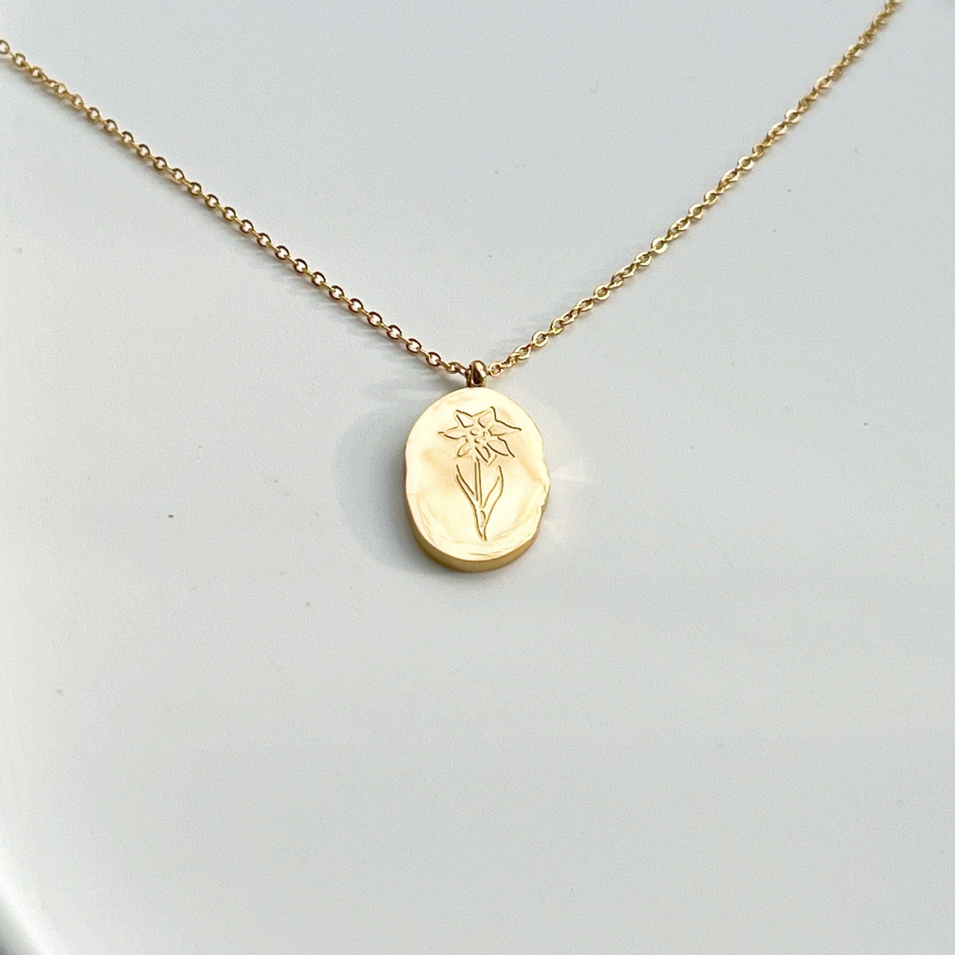 Daffodil Pendant Necklace - Spring March Birth Flower Charm Necklace-Ninaouity