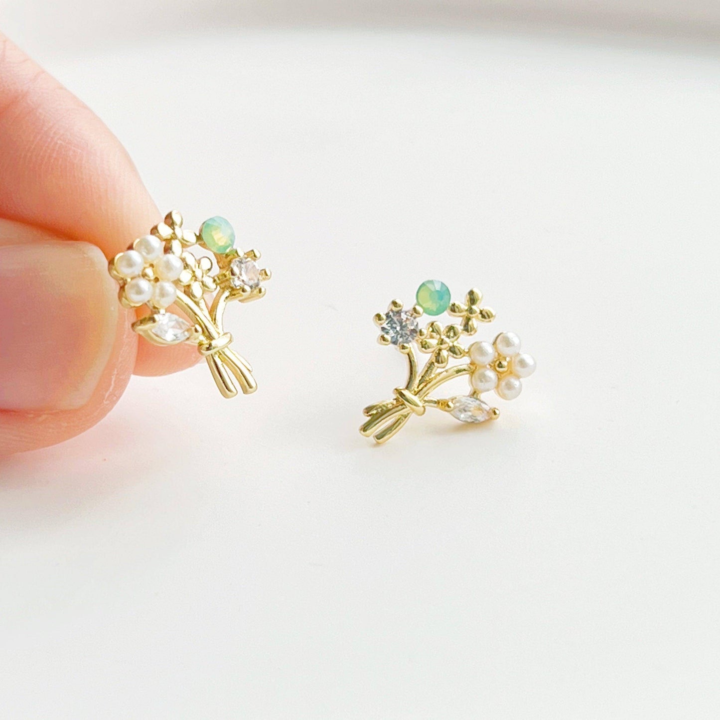 Flower Bouquet Earrings - Gold Flowers with Green Crystal Stud Earrings-Ninaouity