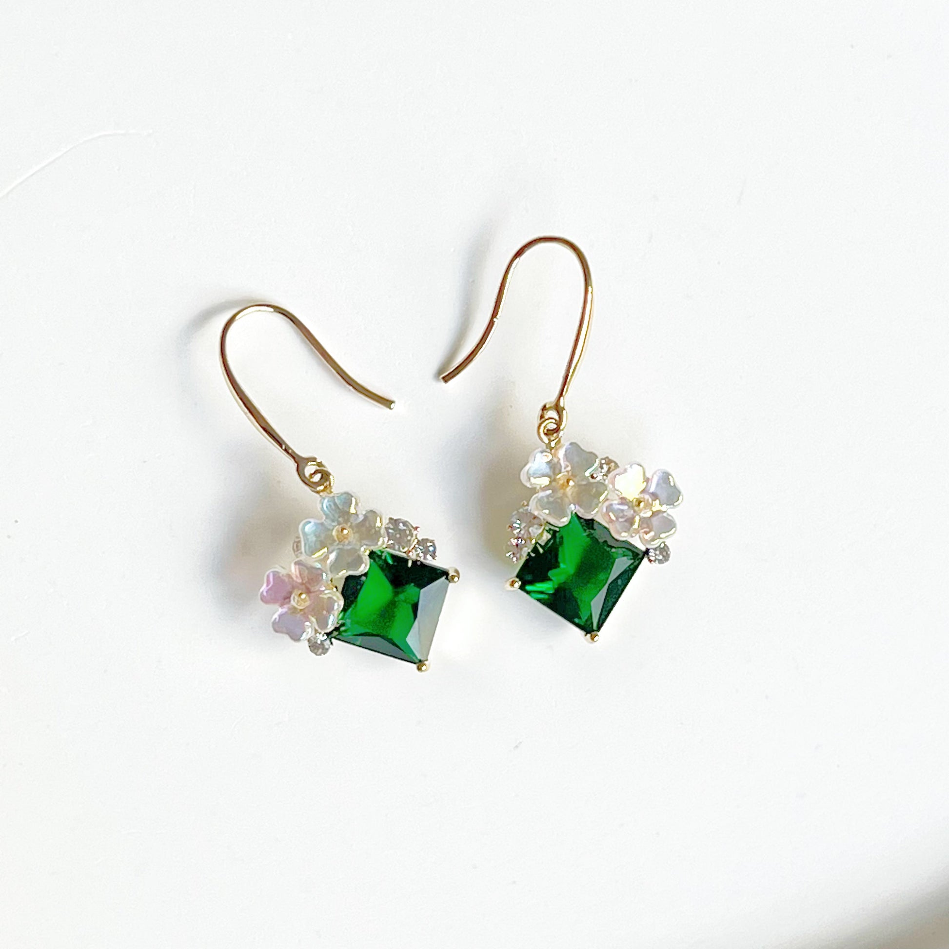 Flowers with Emerald Green Crystal Drop Earrings-Ninaouity