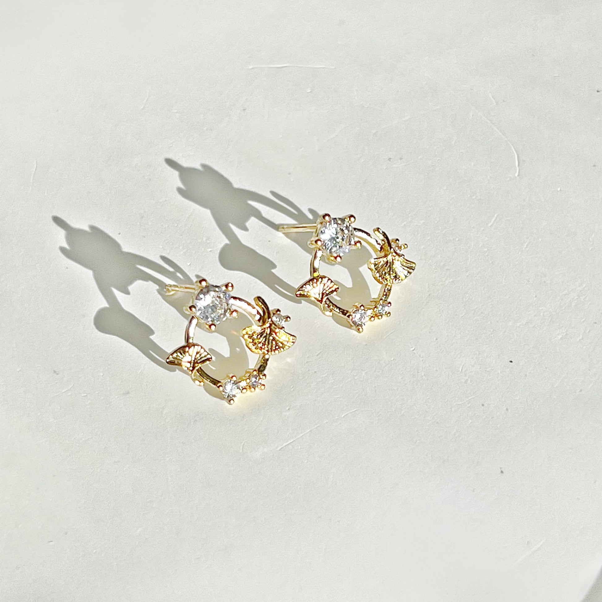 Gold Ginkgo Leaves Wreath Earrings-Ninaouity
