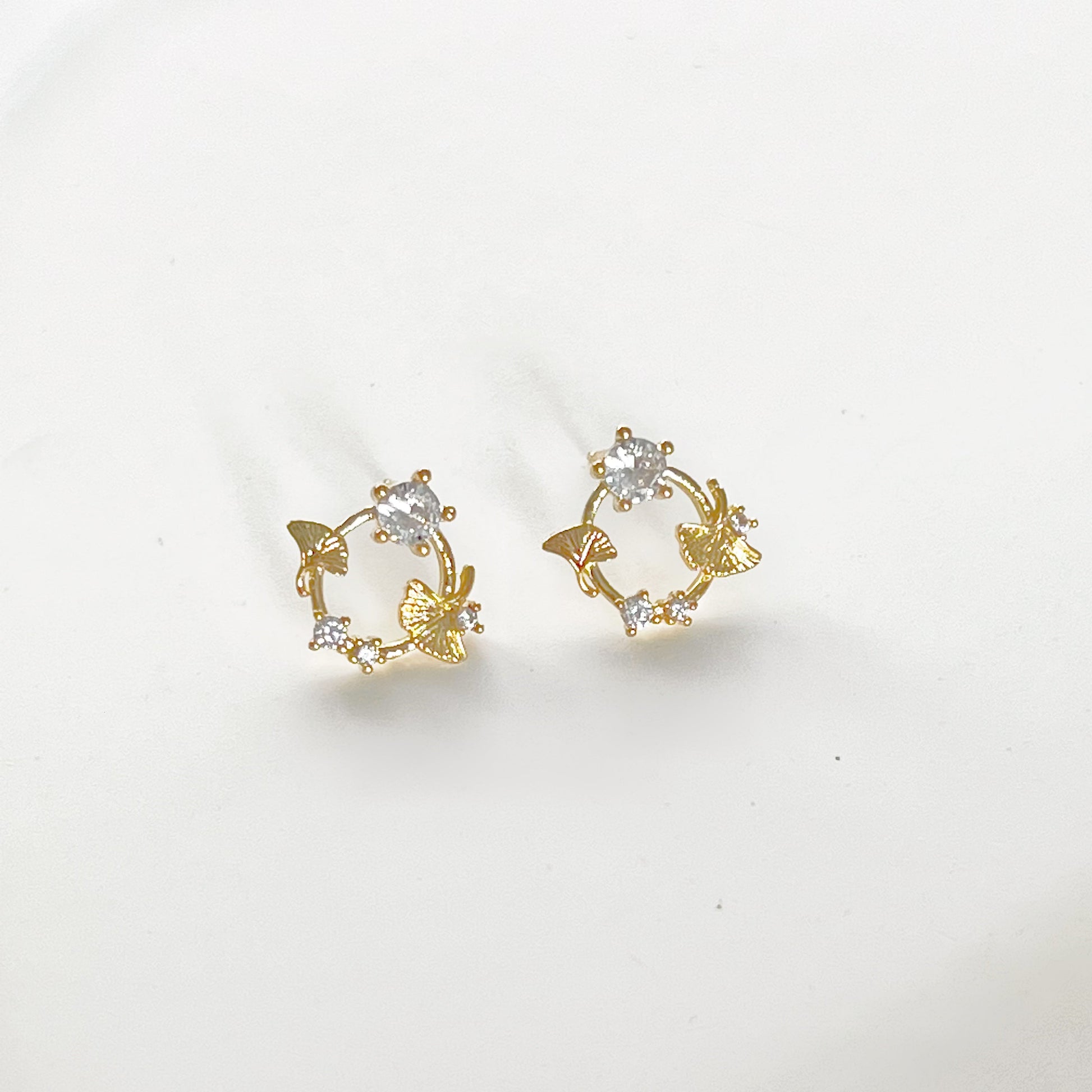 Gold Ginkgo Leaves Wreath Earrings-Ninaouity