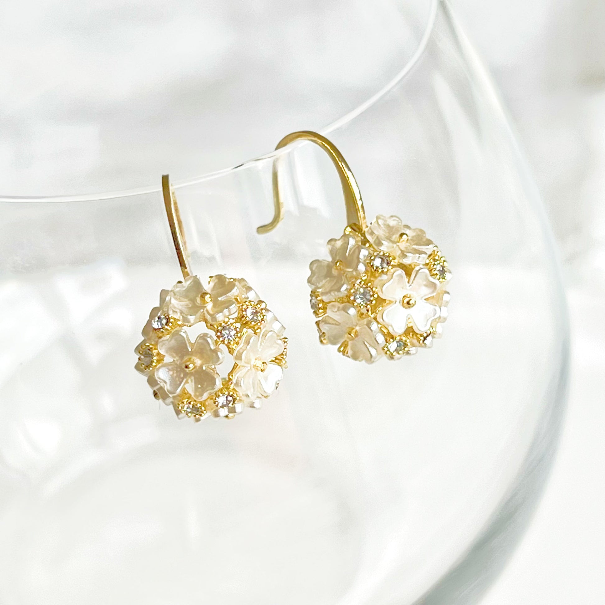 Gold Hydrangea Flower Drop Earrings-Ninaouity