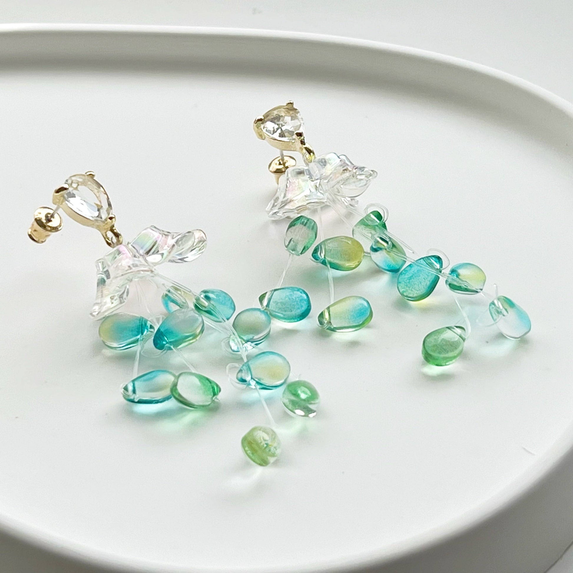 Green Drop with Crystal Flower - String-of Pearls-Drop Earrings-Ninaouity