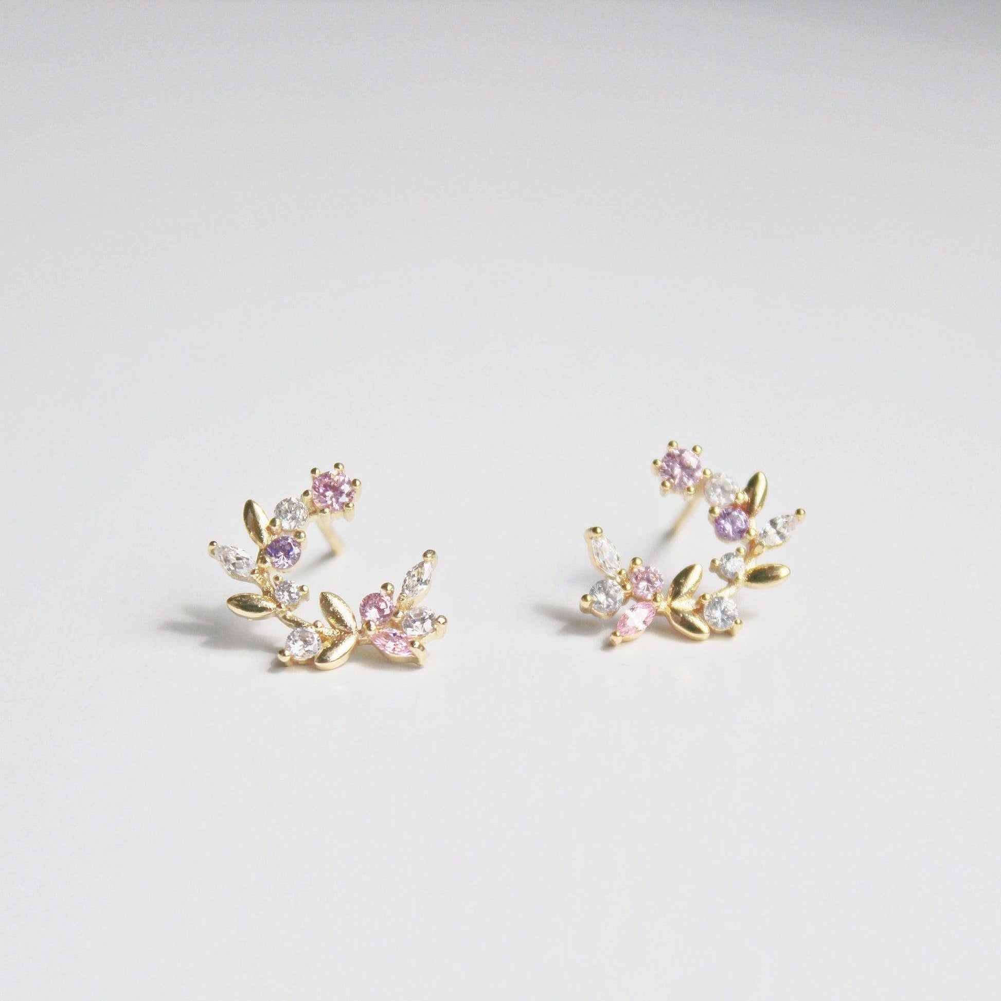 Leaf Wreath Earrings - Crystal Flower and Leaves Gold Circle Stud Earrings-Ninaouity
