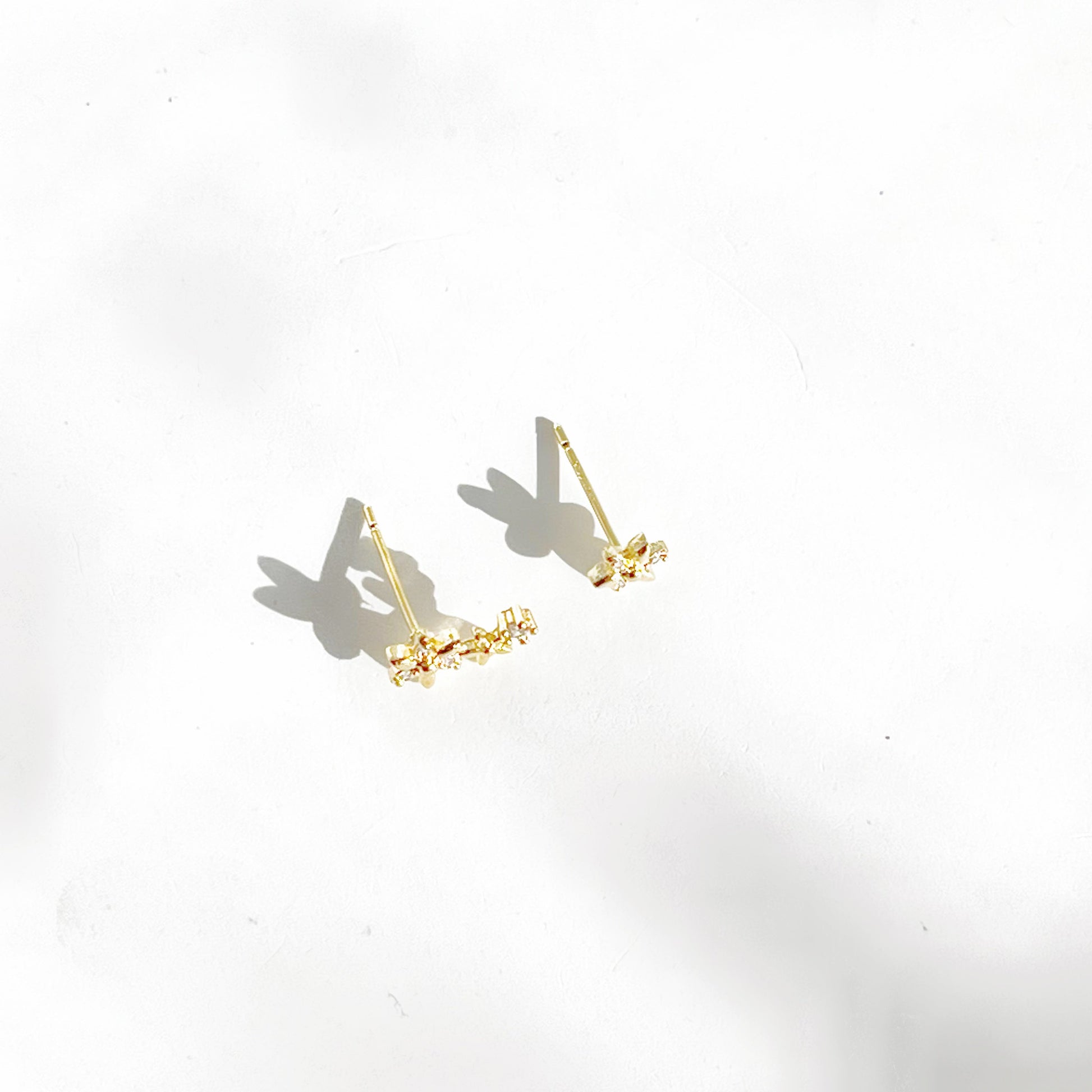 Mini Flowers Mismatch Stud Earrings-Ninaouity