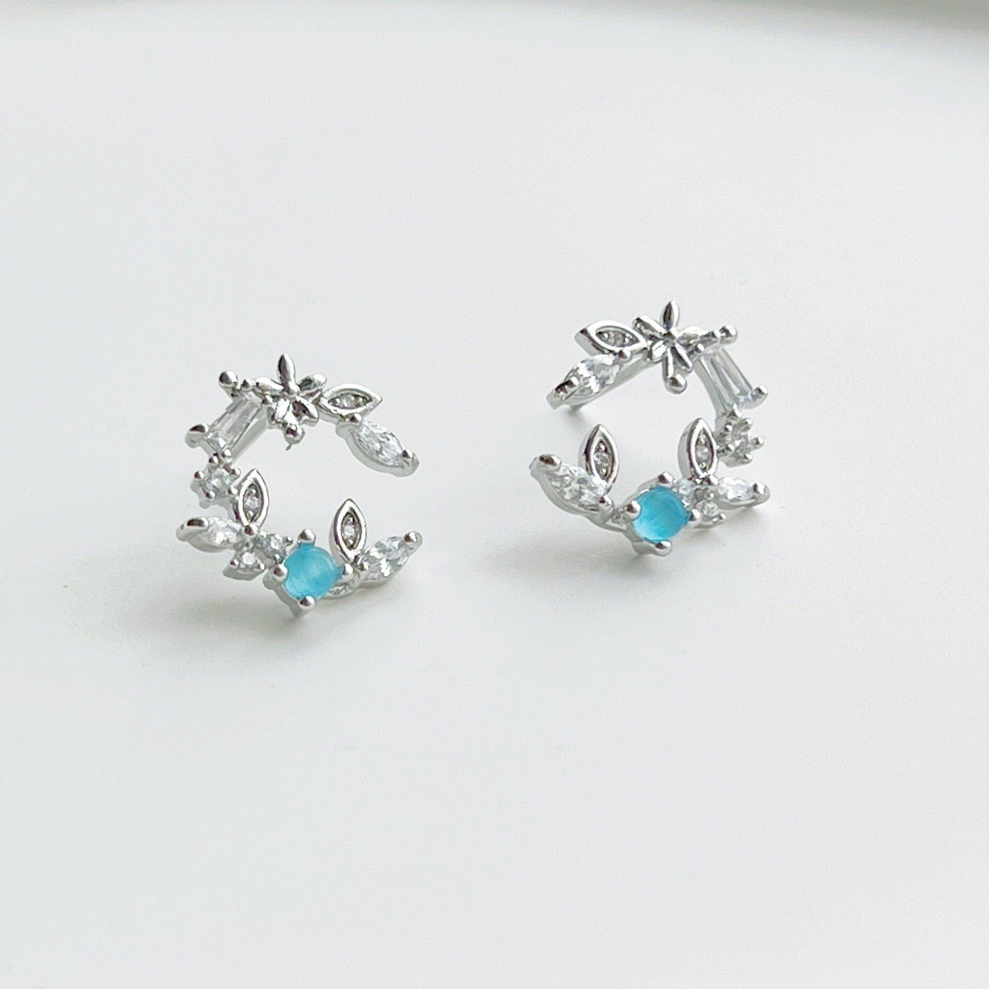 Olive Leave Crown Earrings - Leave Wreath with Blue Crystal Stud Earrings-Ninaouity