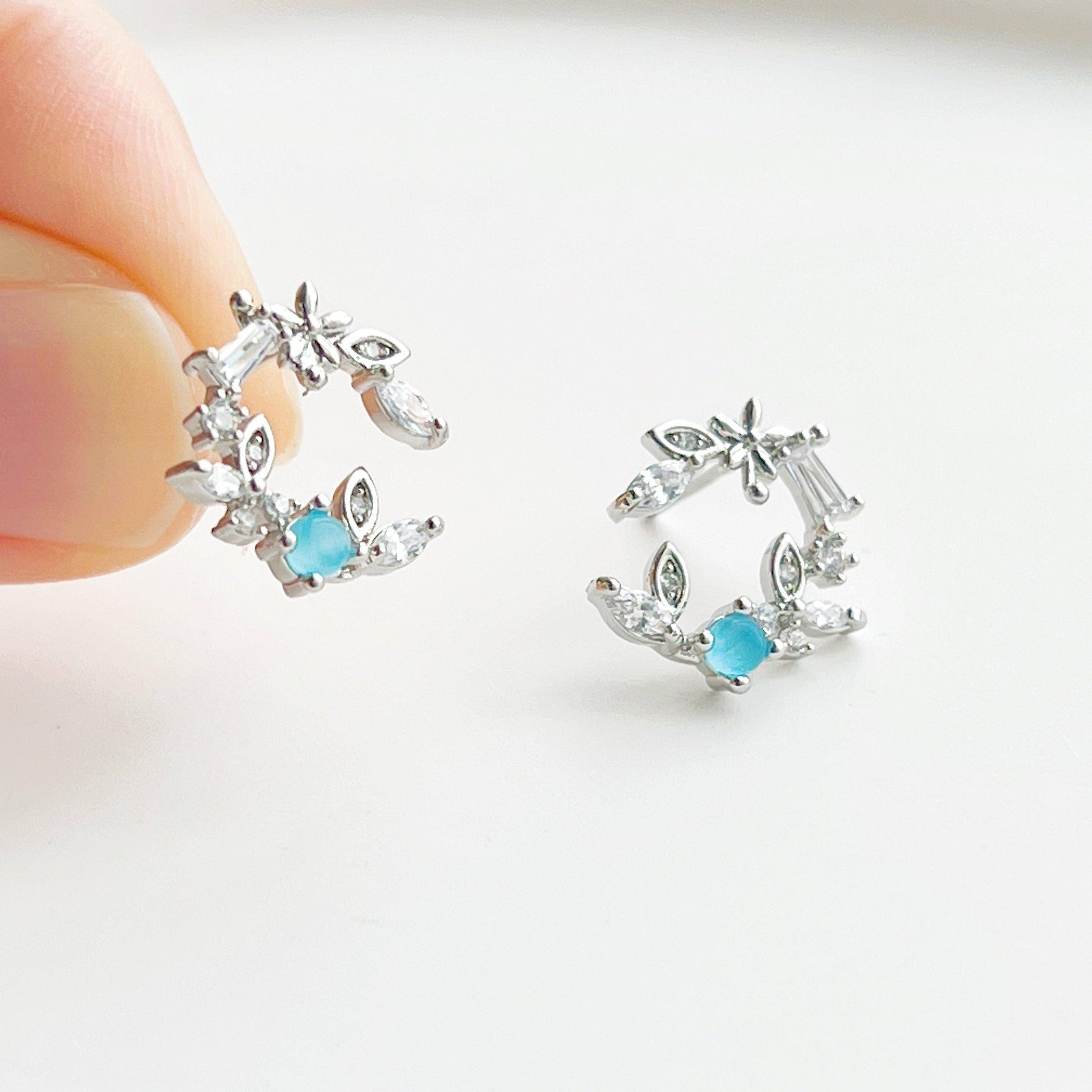 Olive Leave Crown Earrings - Leave Wreath with Blue Crystal Stud Earrings-Ninaouity