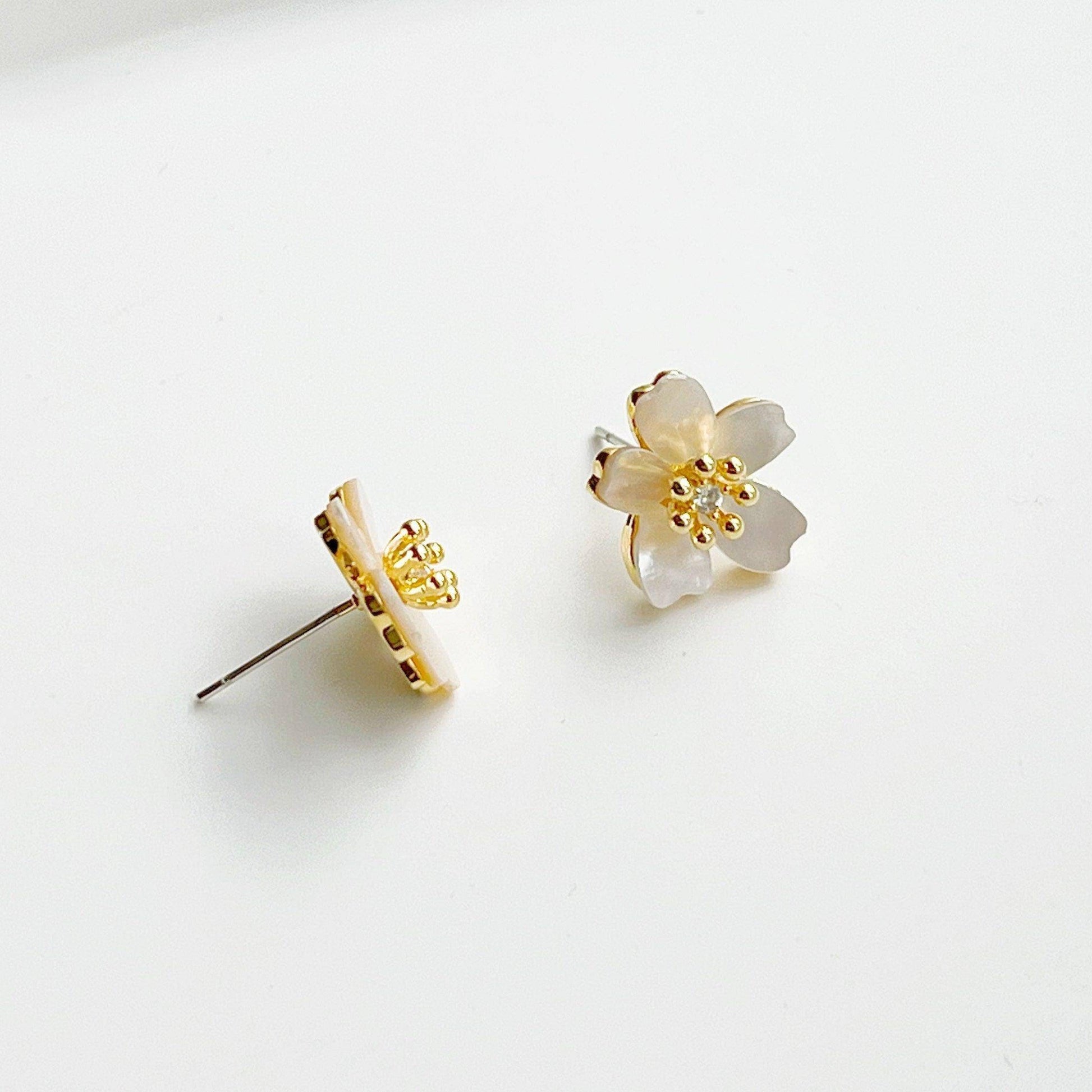 Pear Flower Earrings - Shell Effect Blossom Earrings-Ninaouity