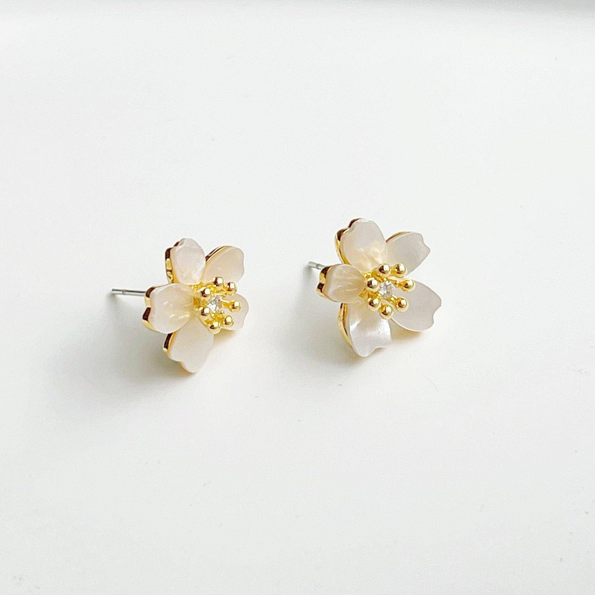 Pear Flower Earrings - Shell Effect Blossom Earrings-Ninaouity