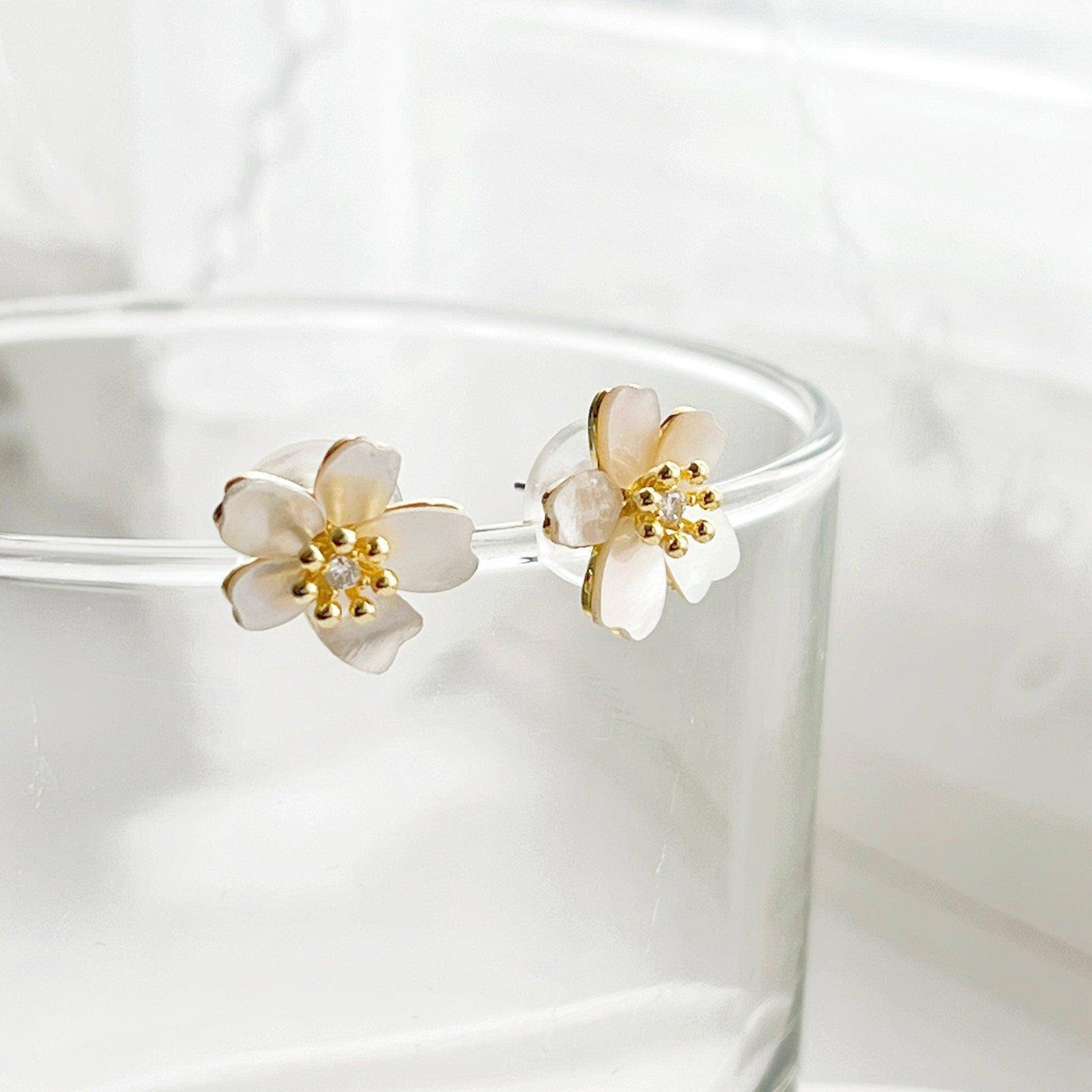 Pear Flower Earrings - Shell Effect Blossom Earrings-Ninaouity