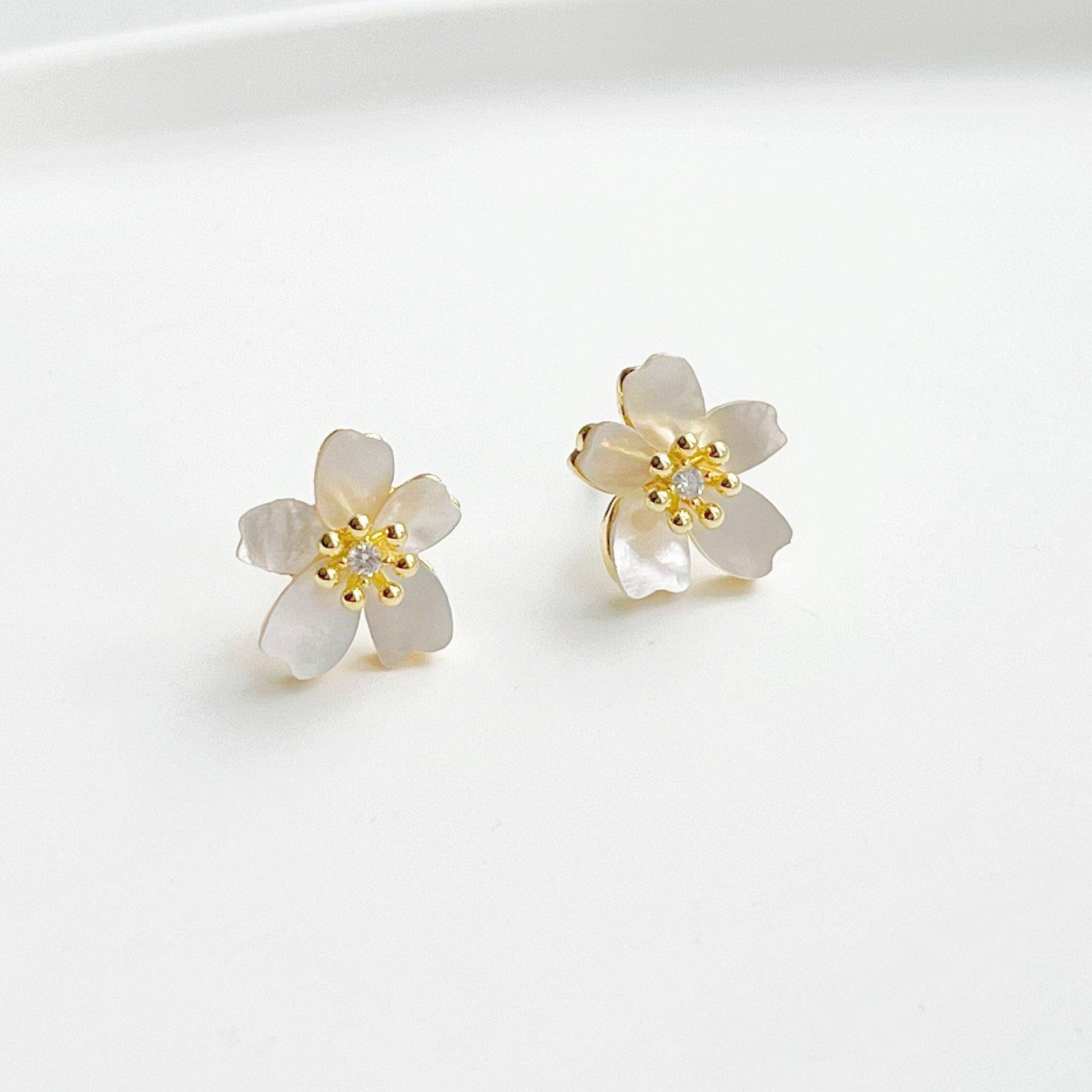 Pear Flower Earrings - Shell Effect Blossom Earrings-Ninaouity
