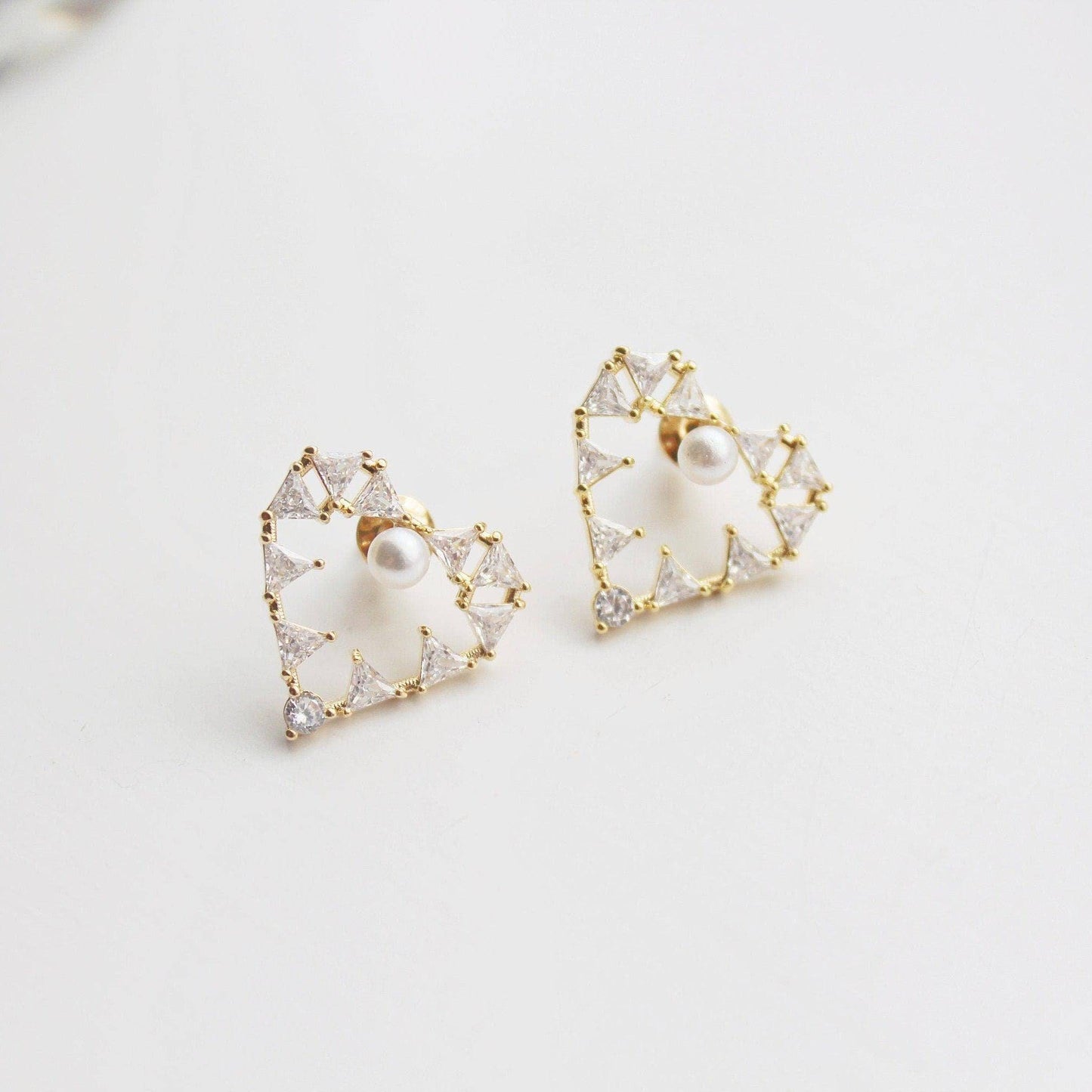 Pearl in Heart Earrings - Triangle Crystals in Gold Heart Earrings-Ninaouity