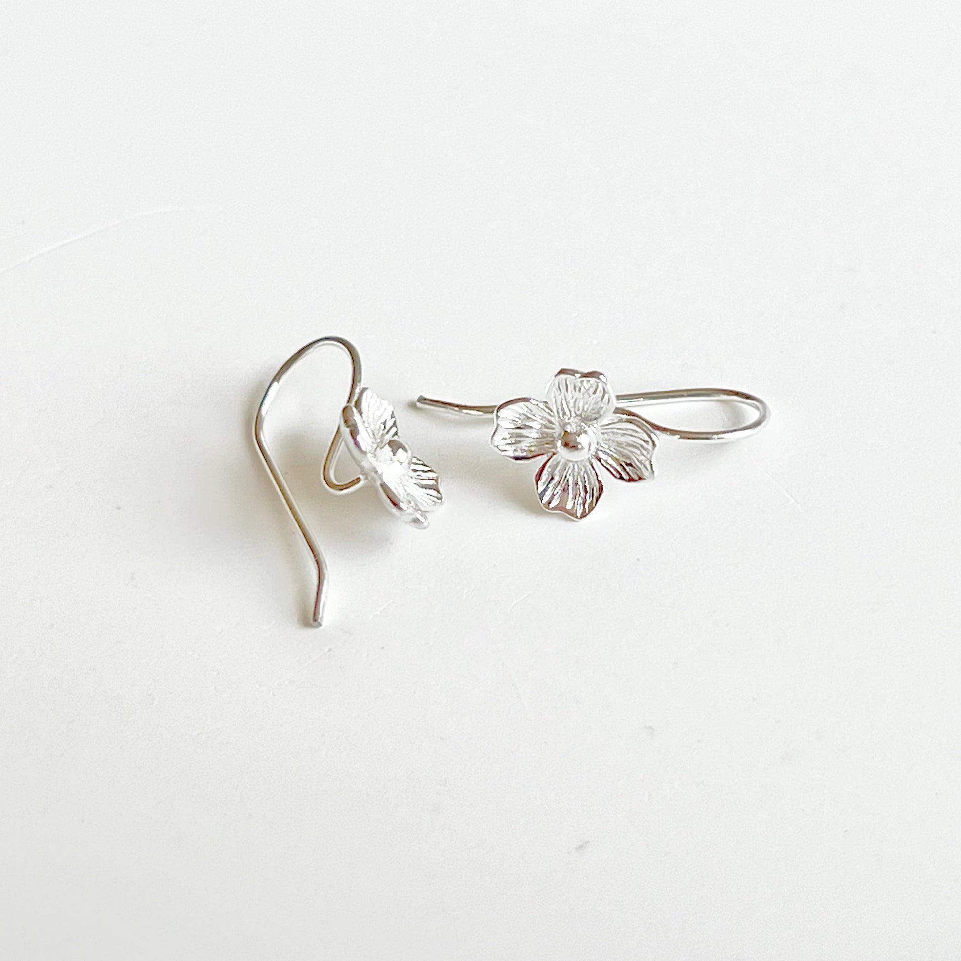 Silver Hydrangea Flower Ear Wire Earrings-Ninaouity