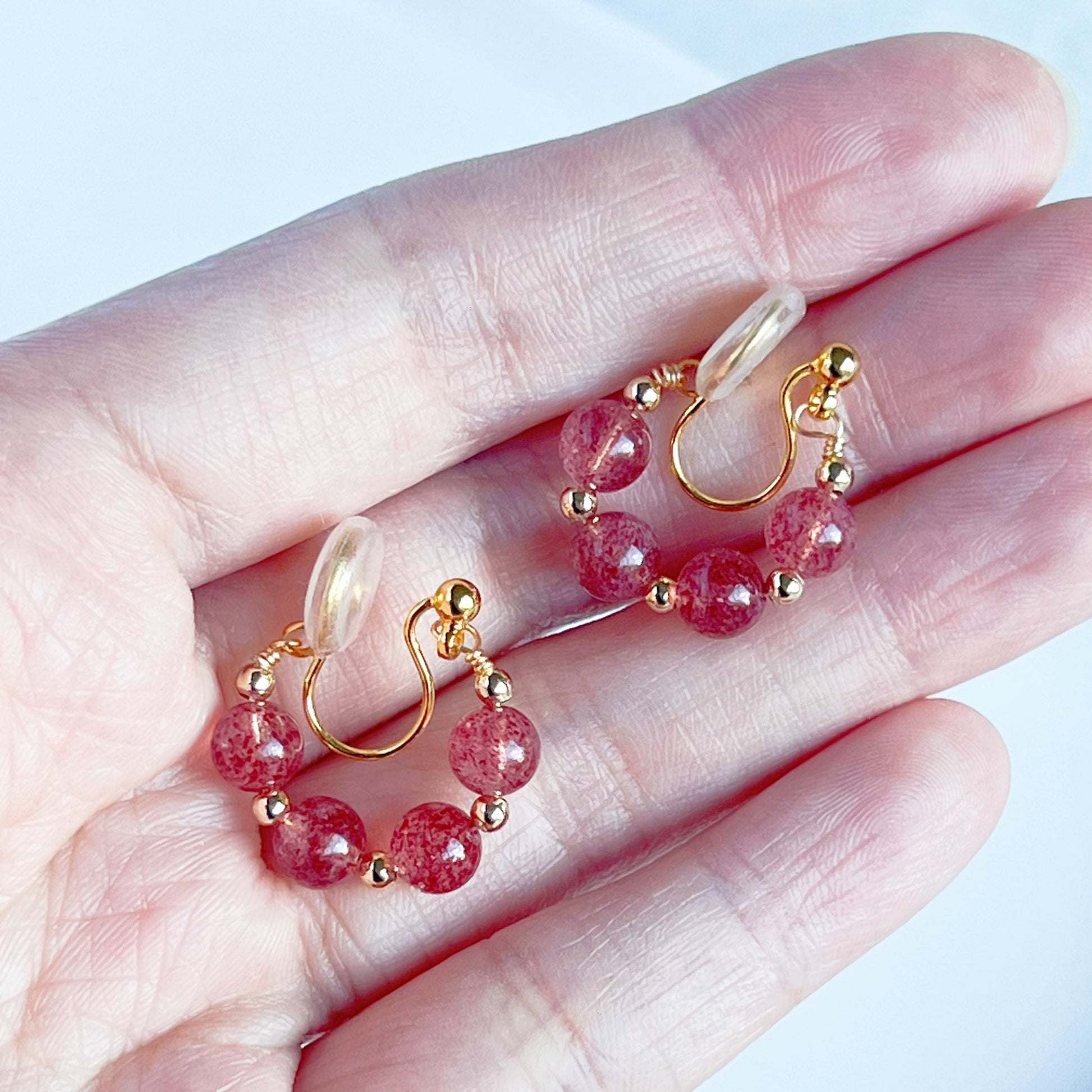 Strawberry Quartz Beads Hoop Clip-On Earrings-Ninaouity