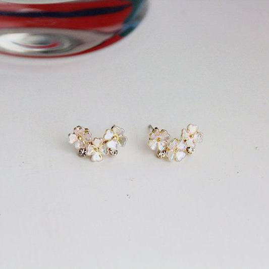 Triple Flowers Stud Earrings - Cherry Blossom Champagne Colour Earrings-Ninaouity
