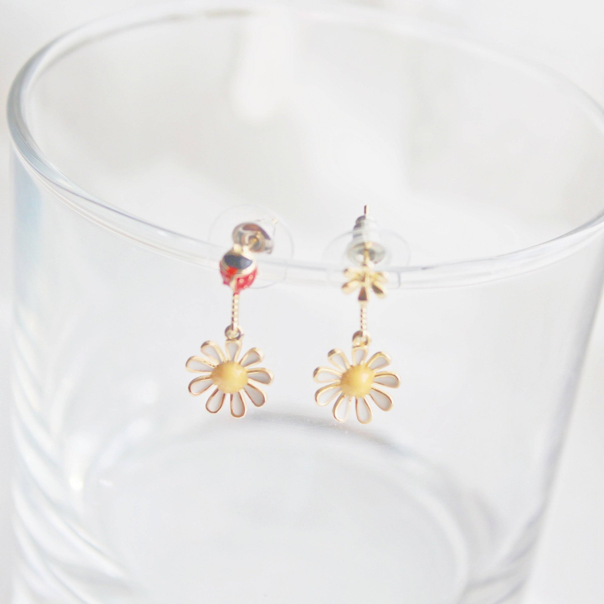 White Daisy Flower and Ladybird Mini Drop Mismatch Earrings-Ninaouity