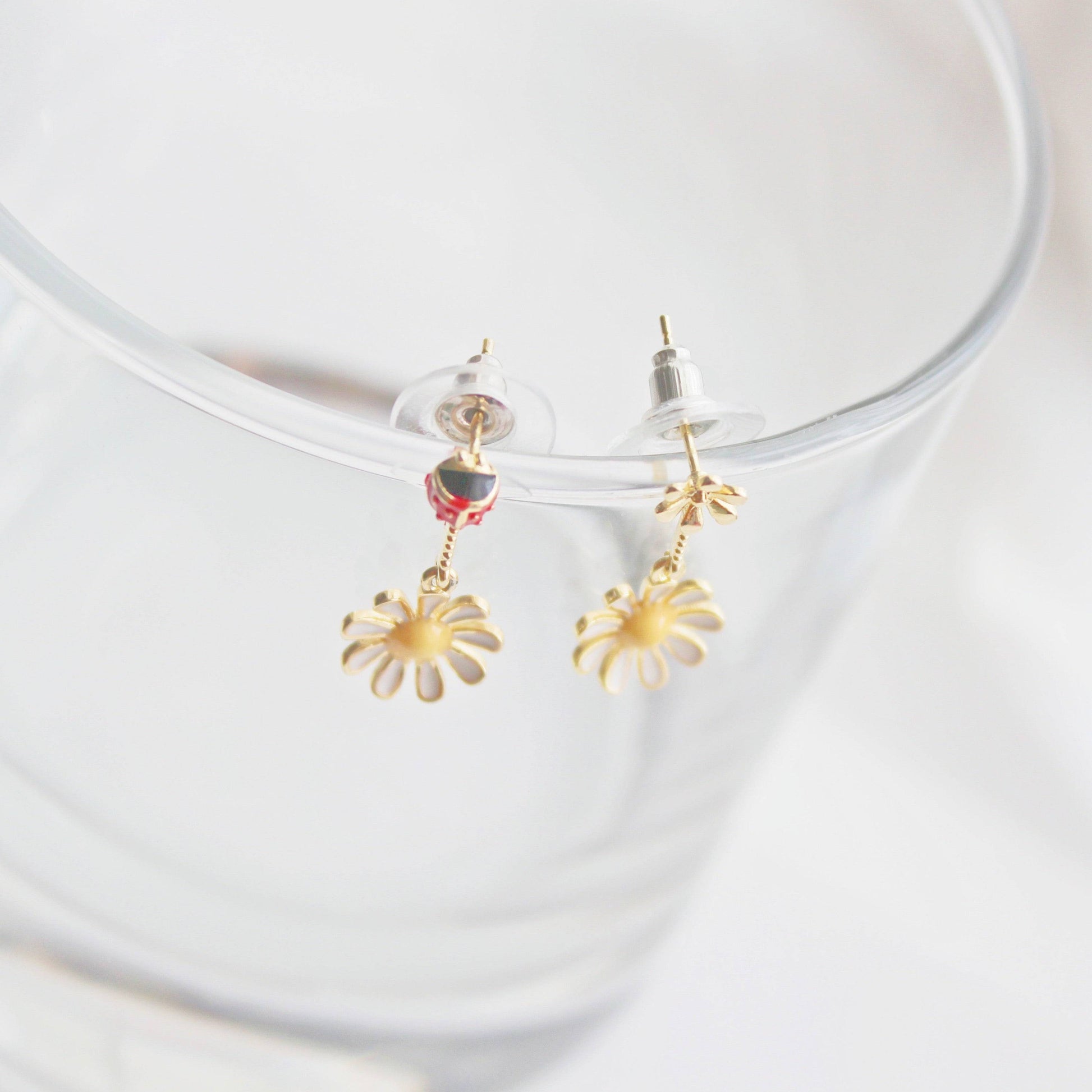 White Daisy Flower and Ladybird Mini Drop Mismatch Earrings-Ninaouity