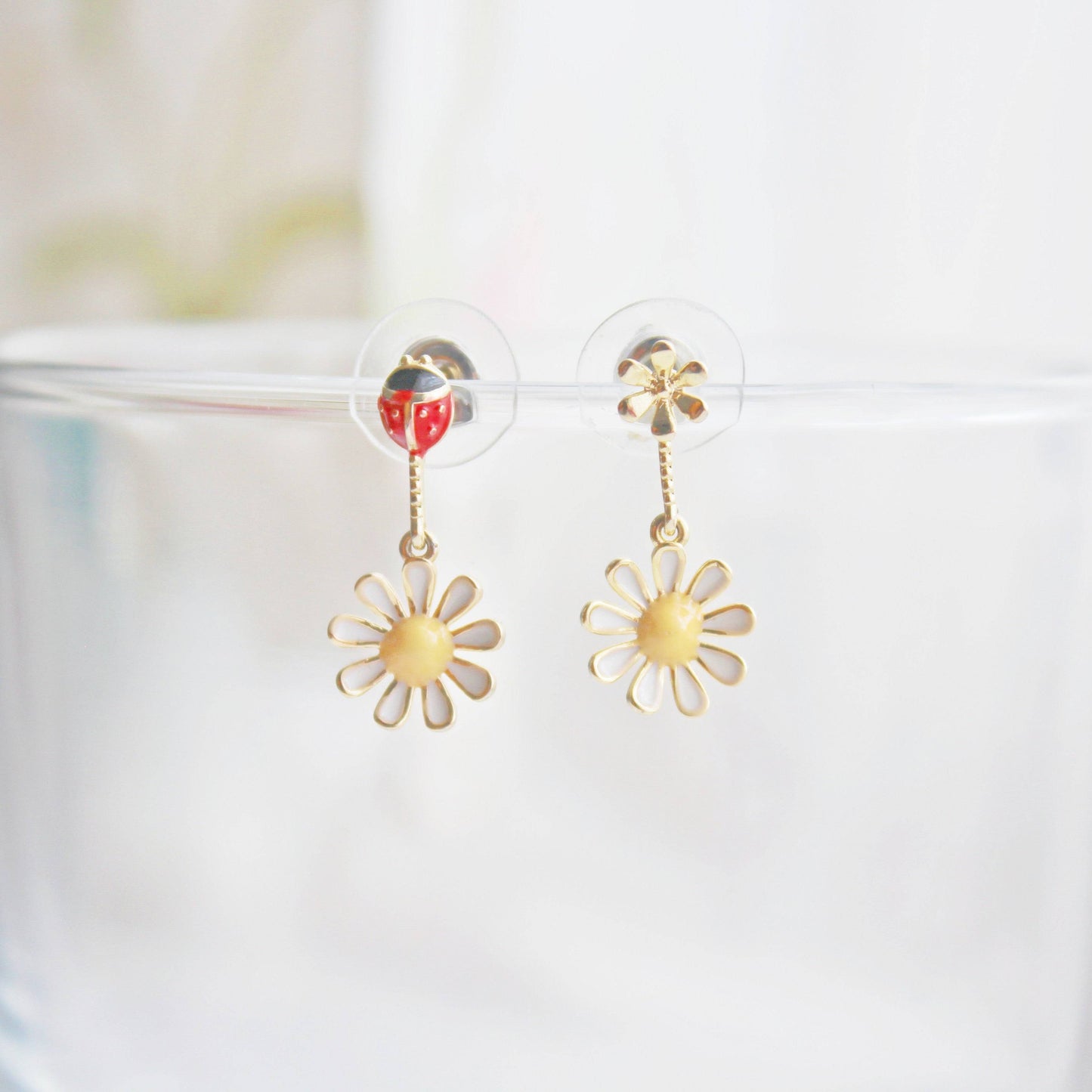 White Daisy Flower and Ladybird Mini Drop Mismatch Earrings-Ninaouity