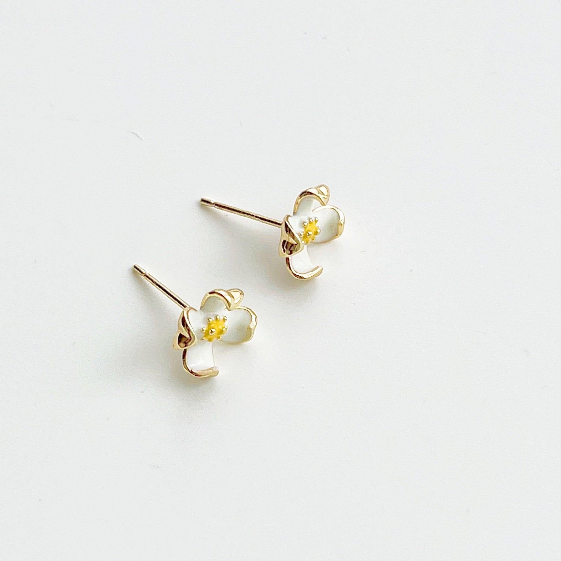 White Dogwood Flower Earrings -  Four Petal Flower Sterling Silver Studs-Ninaouity