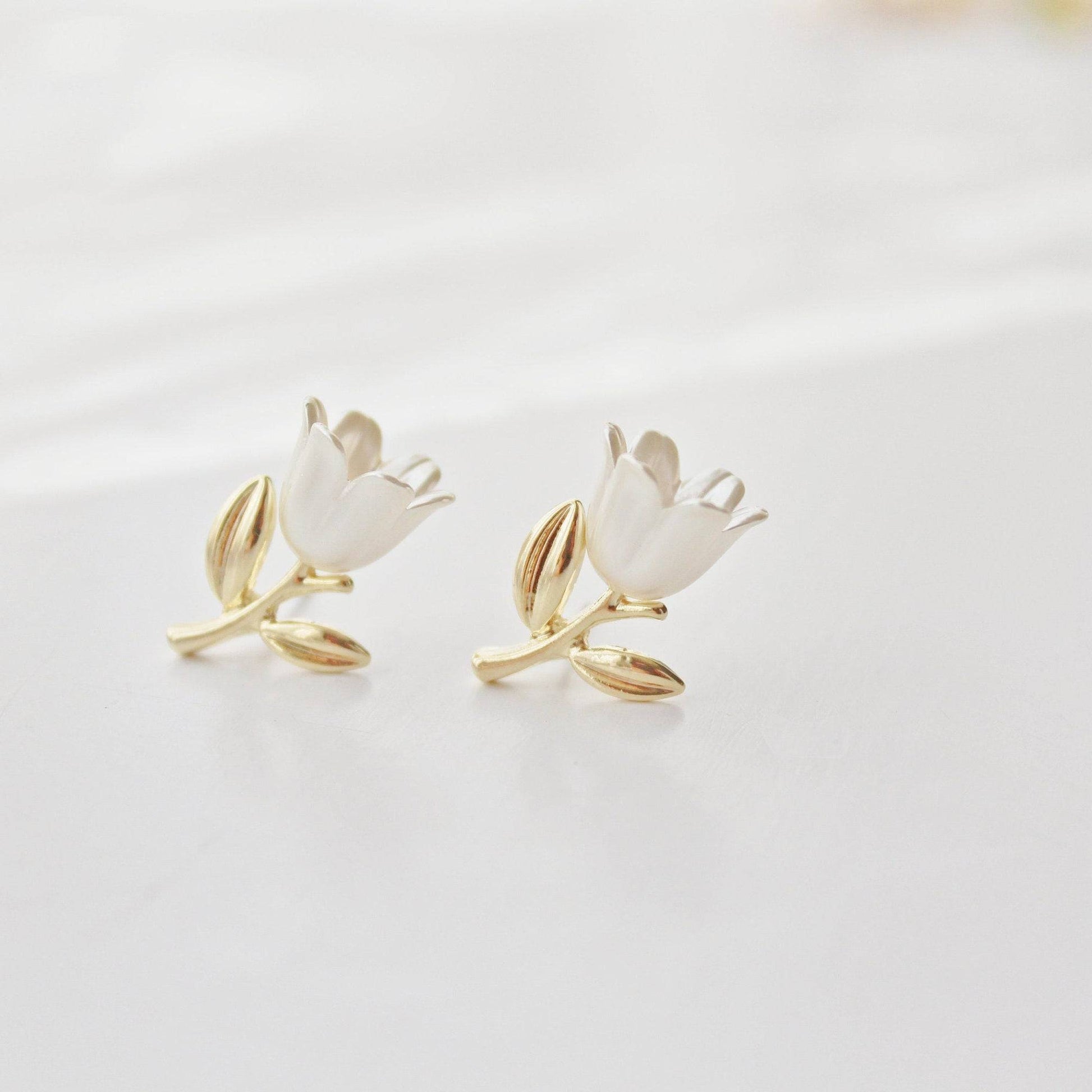 White Tulip Earrings - Silky White Flower with Gold Leaves Earrings-Ninaouity